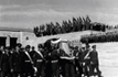 Naaş Mozoleye çıkmak üzere tören meydanında ilerliyor, 10 Kasım 1953